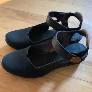 Sundance black leather shoes